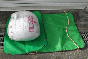 手提げ式カラスよけネット